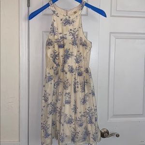 Sleeveless mini summer dress